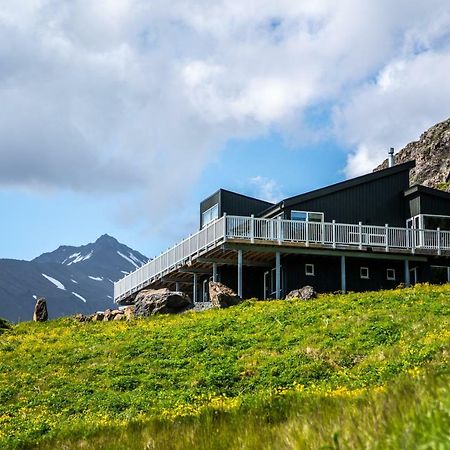 Ekra Glacier Lagoon Hotel Gerdi Exterior photo